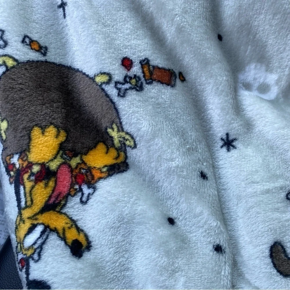 Disney Donald Duck Candy Corn Mickey Mouse Goofy Halloween Fall Blanket NEW